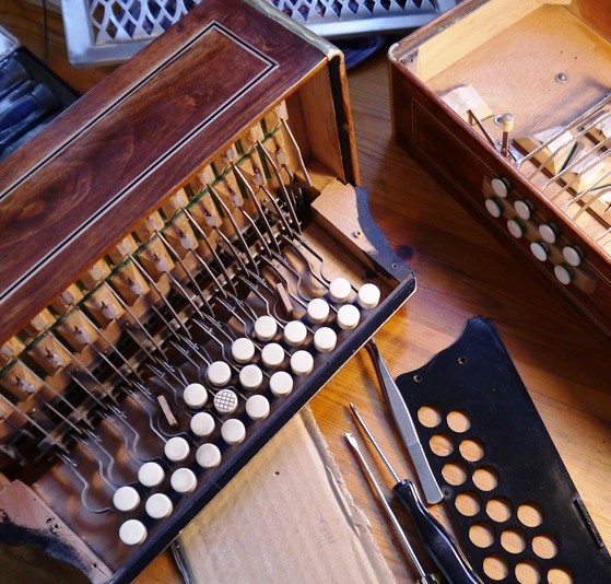 Dismantled Hohner Modell II