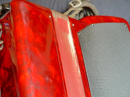 Giulietti Classic 47 piano accordion - Image 7